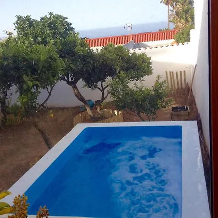 Chalet Lightbooking- View And Pool